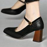 Vivienne | Szpilki Zamszowe z Detalem Brogue